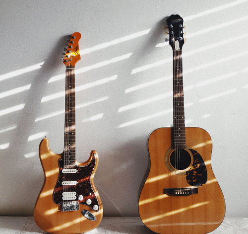 thu mua đàn guitar giá cao